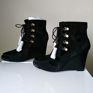 Mark Genuine Leather Platform Bootie. Brand NEW!